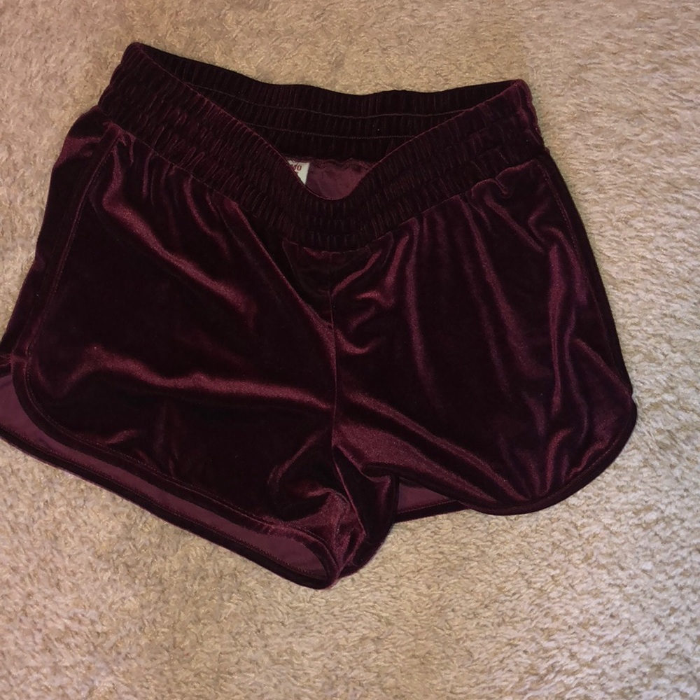 Velvet shorts